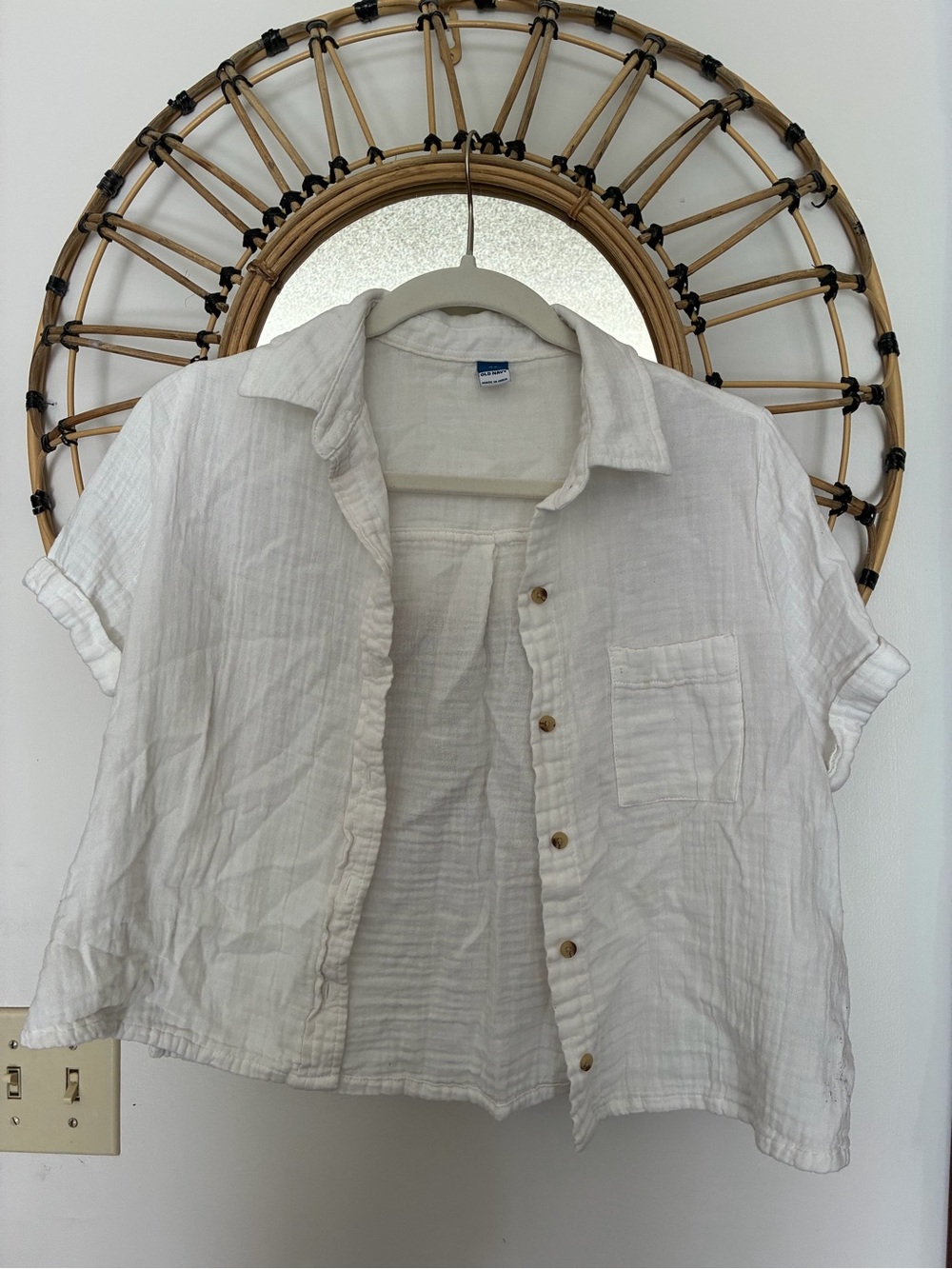 Old Navy White Button Down Short Sleeve Shirt